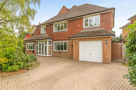 Lincoln Drive, Pyrford, Surrey, GU22