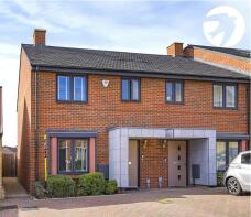 3, Gregory Close, Castle Hill, Ebbsfleet Valley DA10 1FB