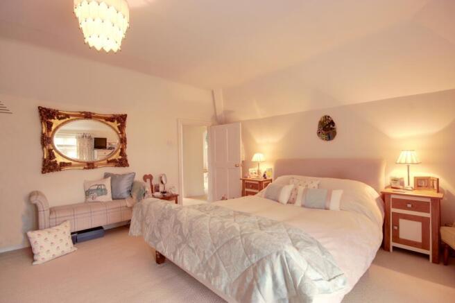 Bedroom 1 (Double)