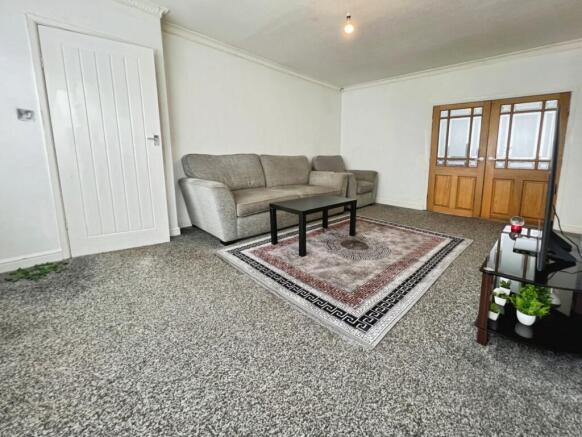 3 bed Terraced for sale Image 4