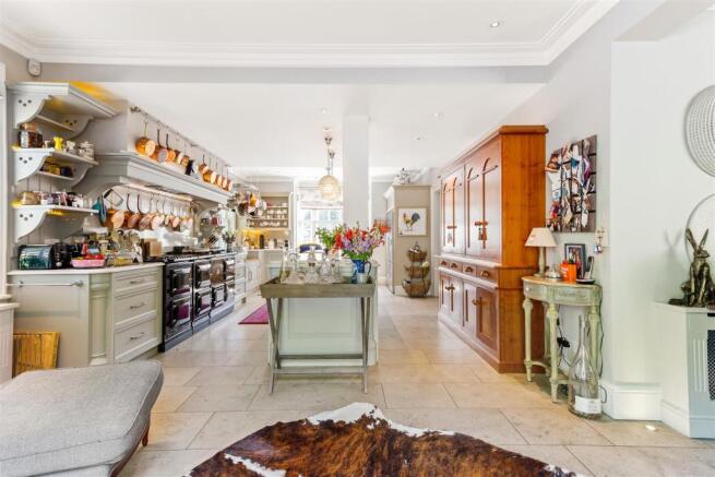 Kitchen/Breakfast