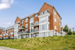 Flat 7, 19 Murston House, Farleigh Gardens, Wouldham, Rochester ME1 3FW