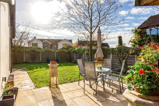 Terrace & Garden