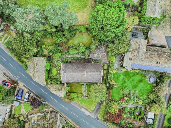 4 bed Detached for sale Image 7