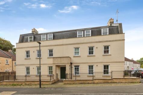 Eveleigh Avenue, Bath