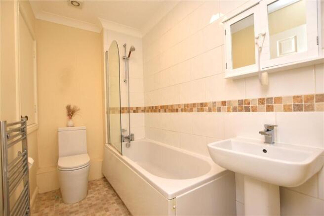 2 bed Town House for sale Image 8