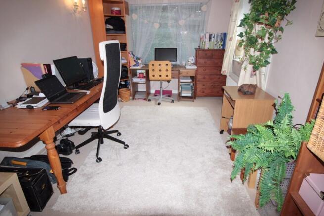 office / bed 5