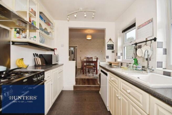 KITCHEN 02.jpg