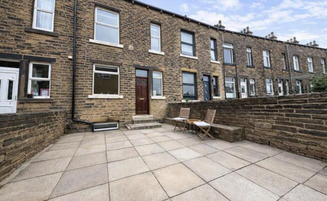 3 bed Terraced for sale Image 12