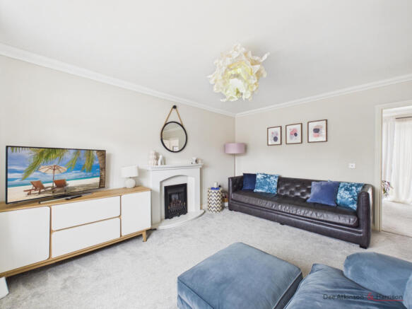 3 bed Semi-Detached for sale Image 9