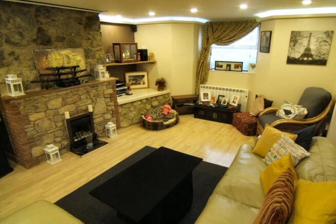 Open plan lounge