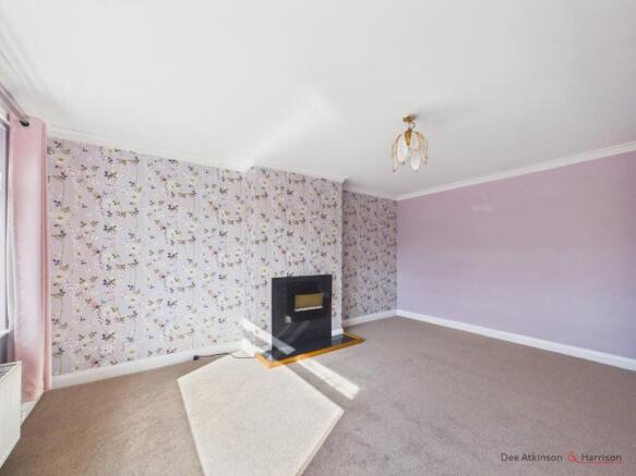 2 bed Semi-Detached Bungalow for sale Image 6