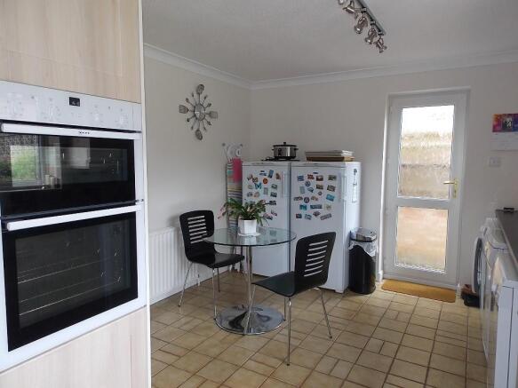 Kitchen/Breakfast rm