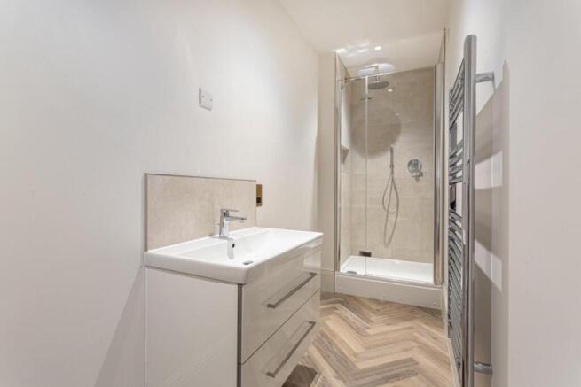 2 bed Duplex for sale Image 10