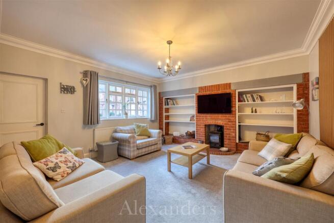 16 Swithland Court-16.jpg