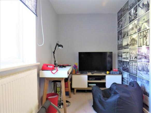 Photo 8