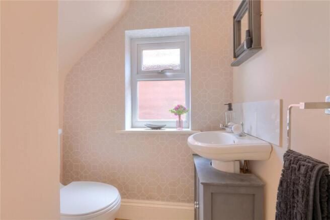 3 bed Semi-Detached for sale Image 9