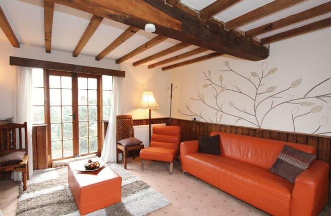 SITTING ROOM - 2