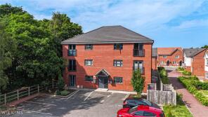 Flat 1, Fleur Gardens, Robinia, Amington, Tamworth B77 4GD