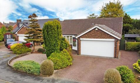 Marlfield Road, Hale Barns