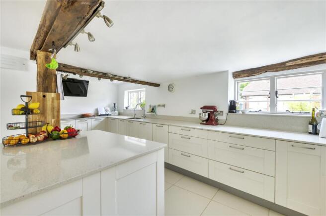 Kitchen/Breakfast Rm