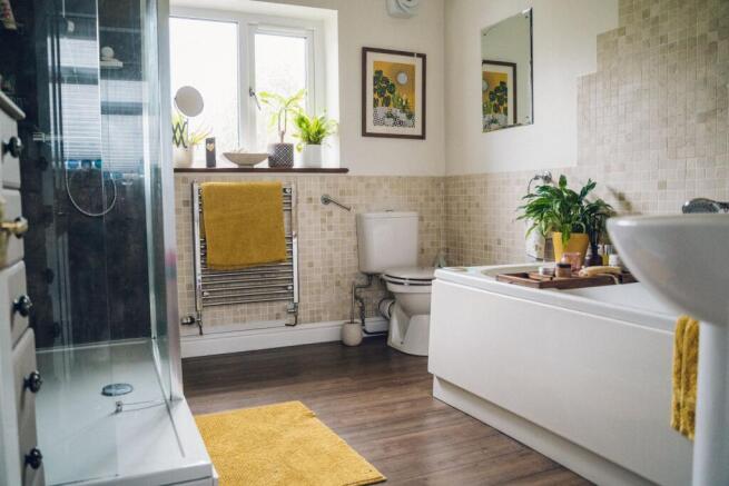 Ystafell Molchi / Bathroom