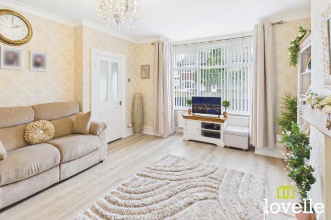 3 bed Terraced for sale Image 5