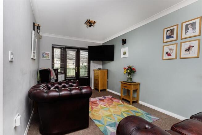 3 bed Detached for sale Image 11