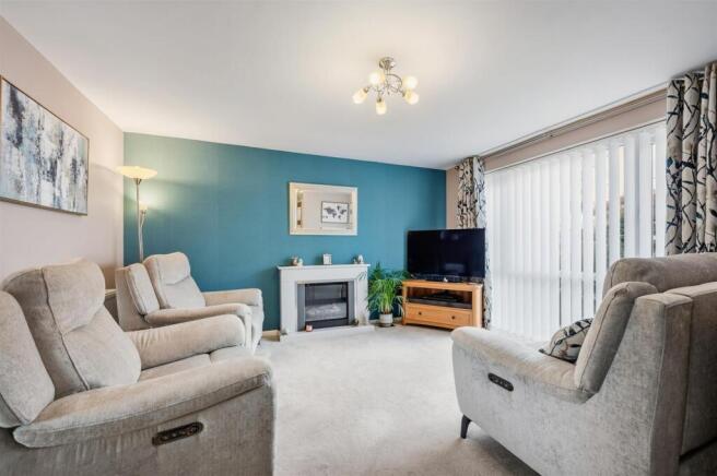 Saxton Mee 5 Paxton Close 0019.jpg