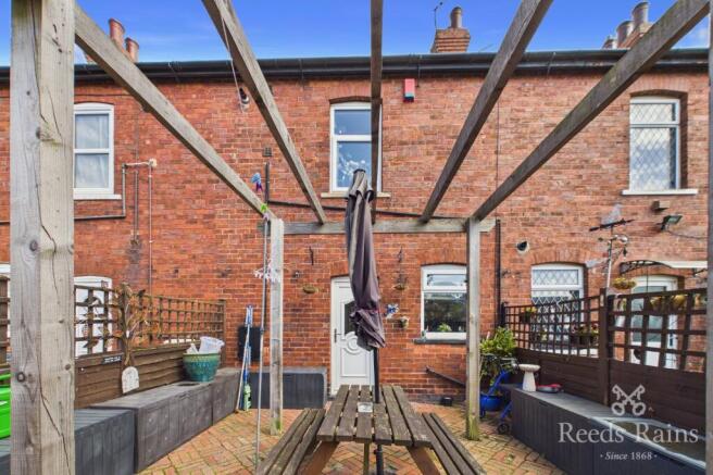 2 bed Terraced for sale Image 7