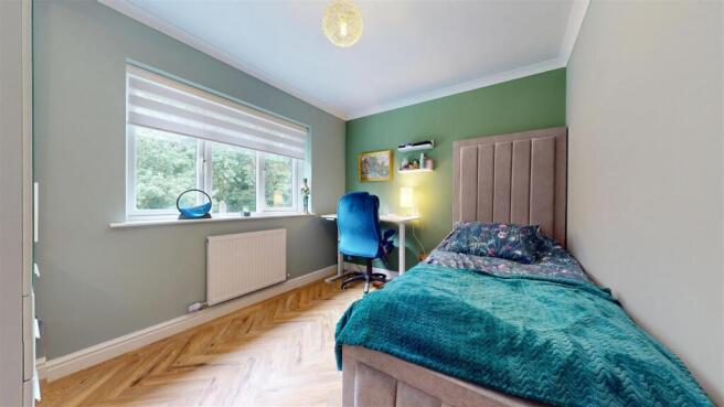 Lakeside Court Bedroom