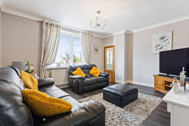 3 bed Semi-Detached for sale Image 5