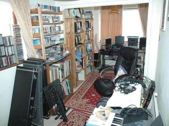Photo 3