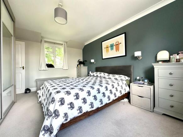 bed 1