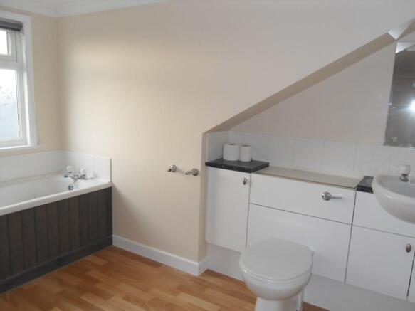 En-suite bathroom