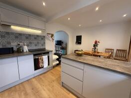 6, Cae Syr Dafydd, Canton, Cardiff CF11 9QG