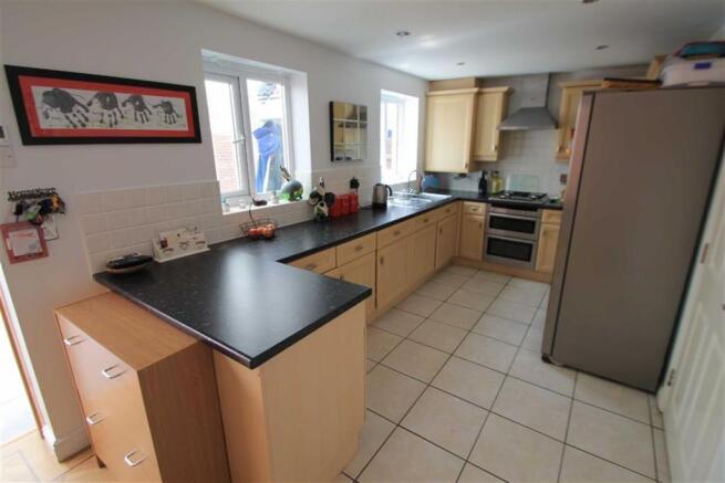 KITCHEN/DINER