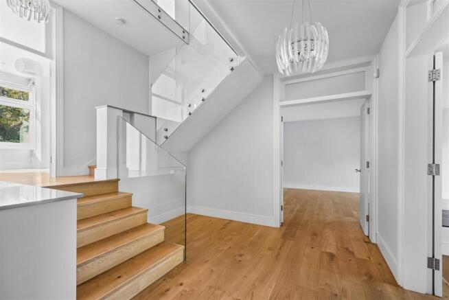 hall1.jpg