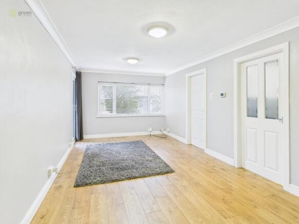 cam05459g0pr0098still006