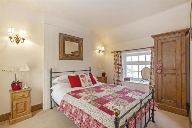 Bedroom 2-1.jpg
