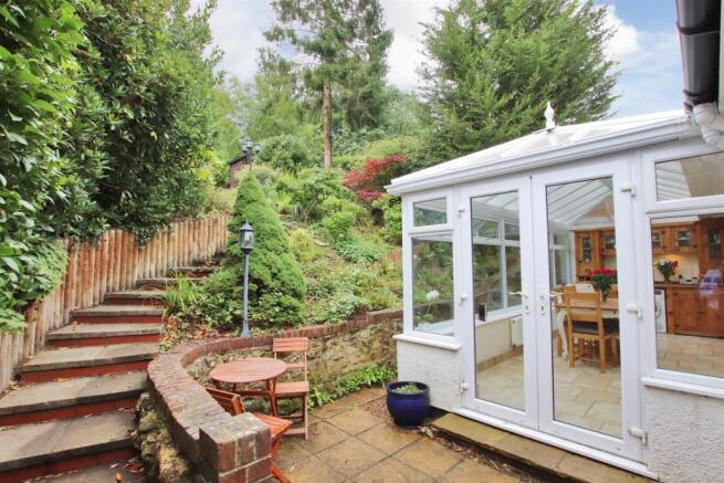 Terrace to Rear Garden.jpg