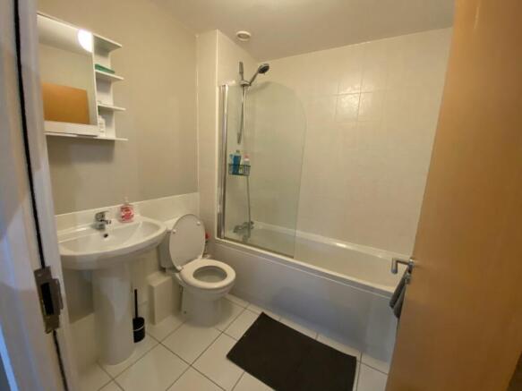 Photo 16