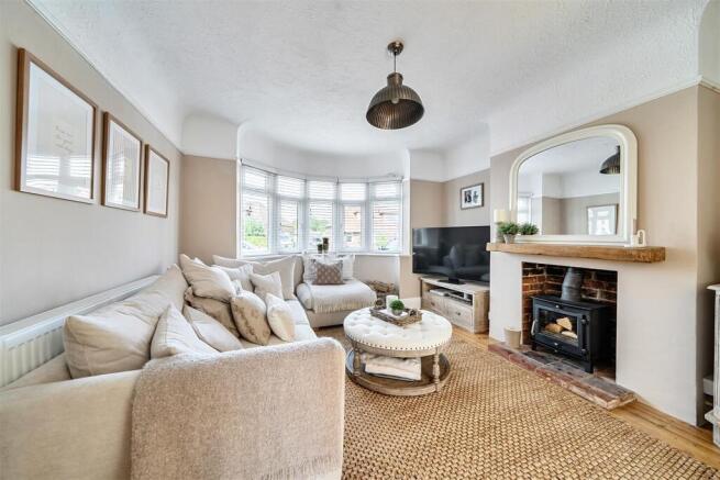 Living Room...jpg