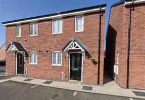33, Elworthy Close, Kettering NN15 6FN