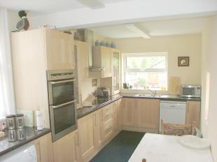 KIT/BREAKFAST ROOM