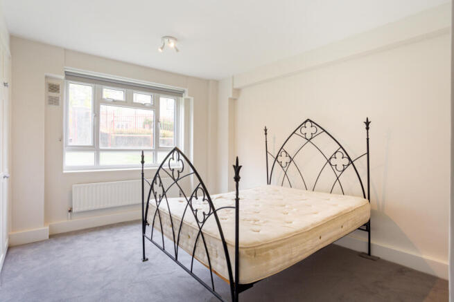 bed 1
