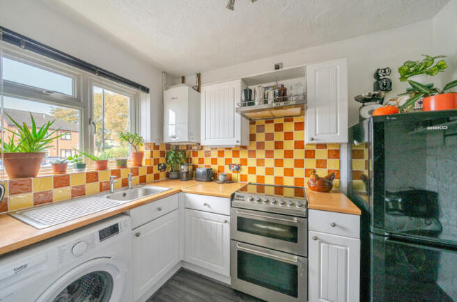 1383569-32-691dcc...