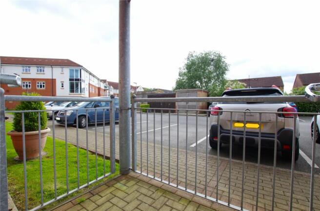 2 bed Apartment for sale Image 5