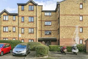 121, Green Pond Close, London E17 6EF
