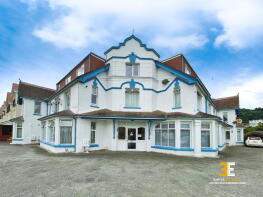 3, Brython Apartments, Lloyd Street, Llandudno LL30 2YP